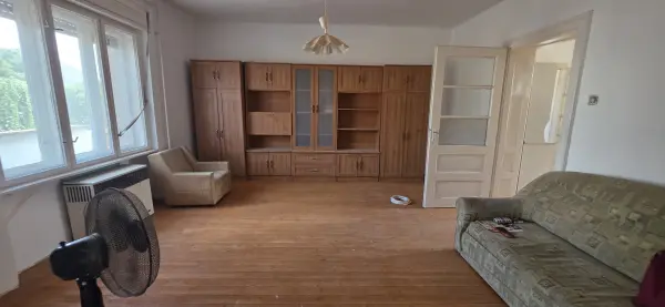 Eladó családi ház, Baracs 2 szoba 110 m² 29.99 M Ft
