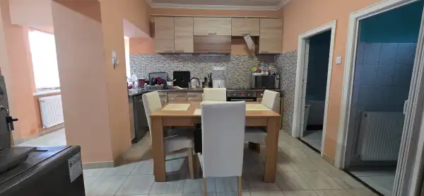 Eladó családi ház, Dunavecse 2+2 szoba 113 m² 46.9 M Ft