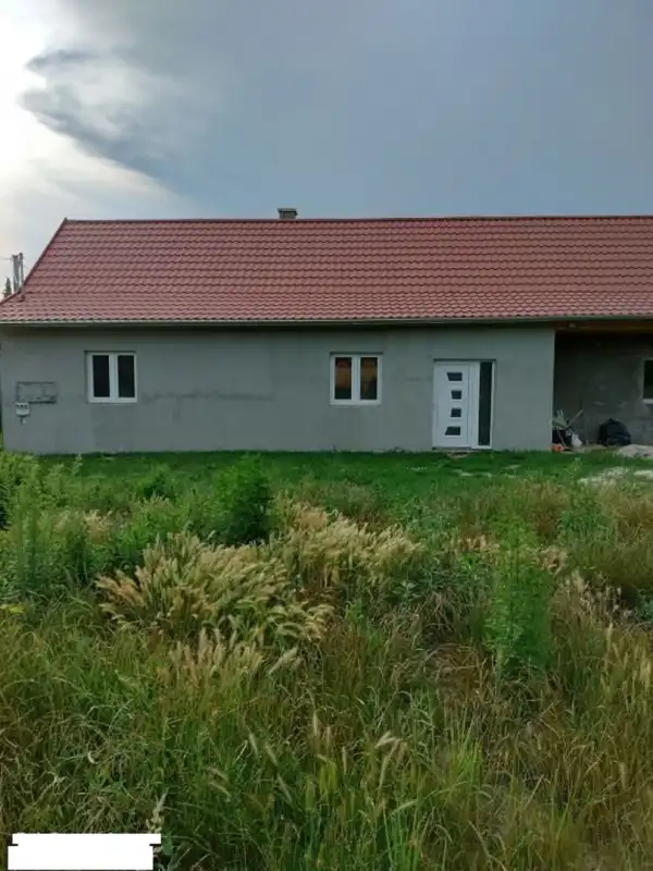 Eladó családi ház, Perkáta 2 szoba 81 m² 24.9 M Ft