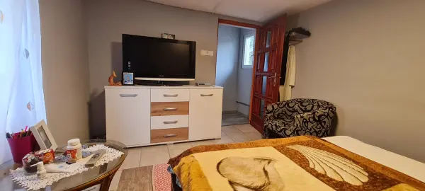 Eladó nyaraló, Dunaújváros 2 szoba 55 m² 19.99 M Ft