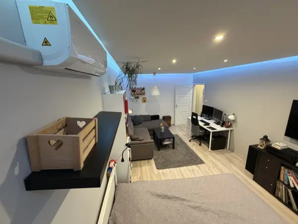 Eladó panellakás, Dunaújváros 2 szoba 52 m² 38.5 M Ft