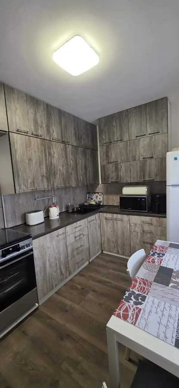 Eladó panellakás, Dunaújváros 1+1 szoba 46 m² 35.9 M Ft