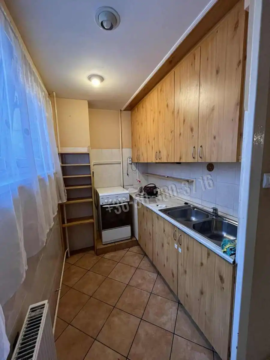 eladó panellakás, Dunaújváros