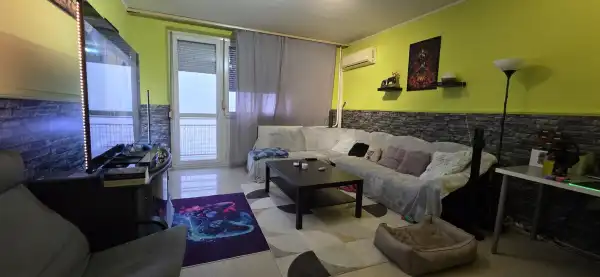 Eladó panellakás, Dunaújváros 2 szoba 53 m² 32.9 M Ft