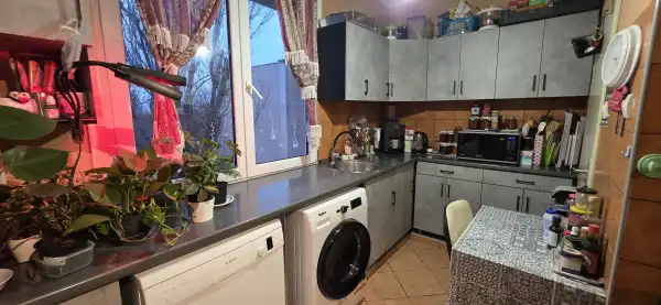 Eladó panellakás, Dunaújváros 1+3 szoba 58 m² 40.9 M Ft