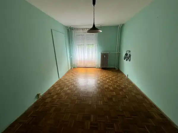 Eladó panellakás, Dunaújváros 1 szoba 35 m² 25.9 M Ft