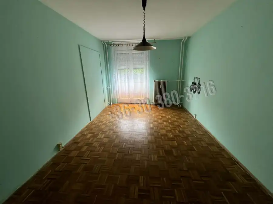 eladó panellakás, Dunaújváros