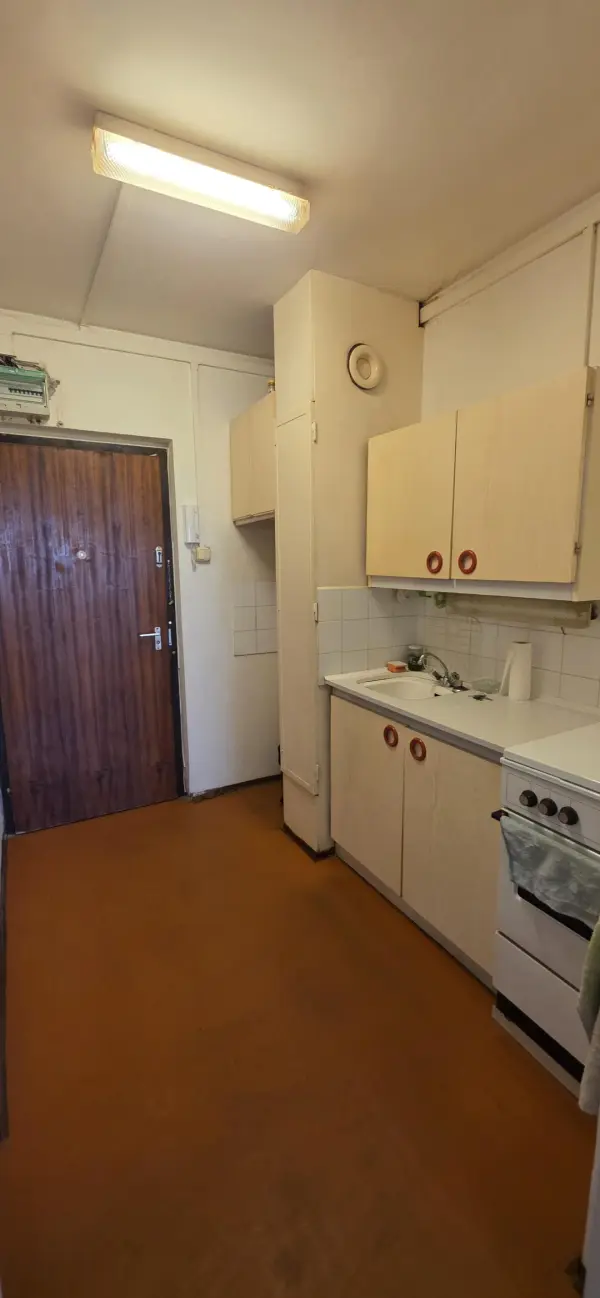 Eladó panellakás, Dunaújváros 1 szoba 30 m² 21.99 M Ft