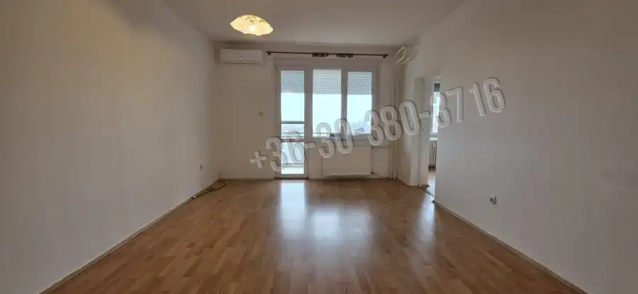 eladó téglalakás, Dunaújváros